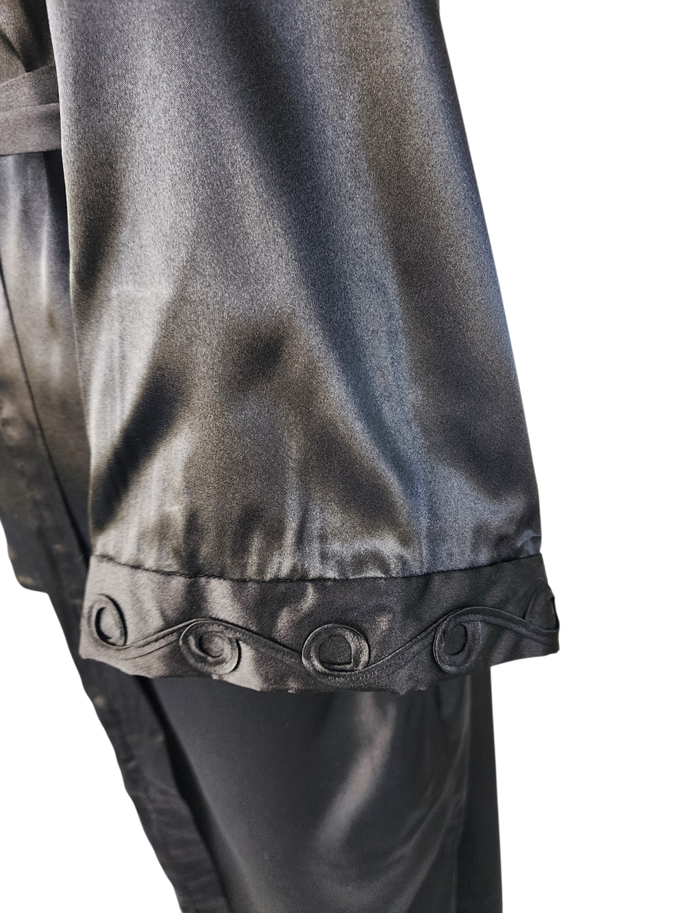 Vintage Oscar de la Renta Black Satin Long Robe - Picture 9 of 11
